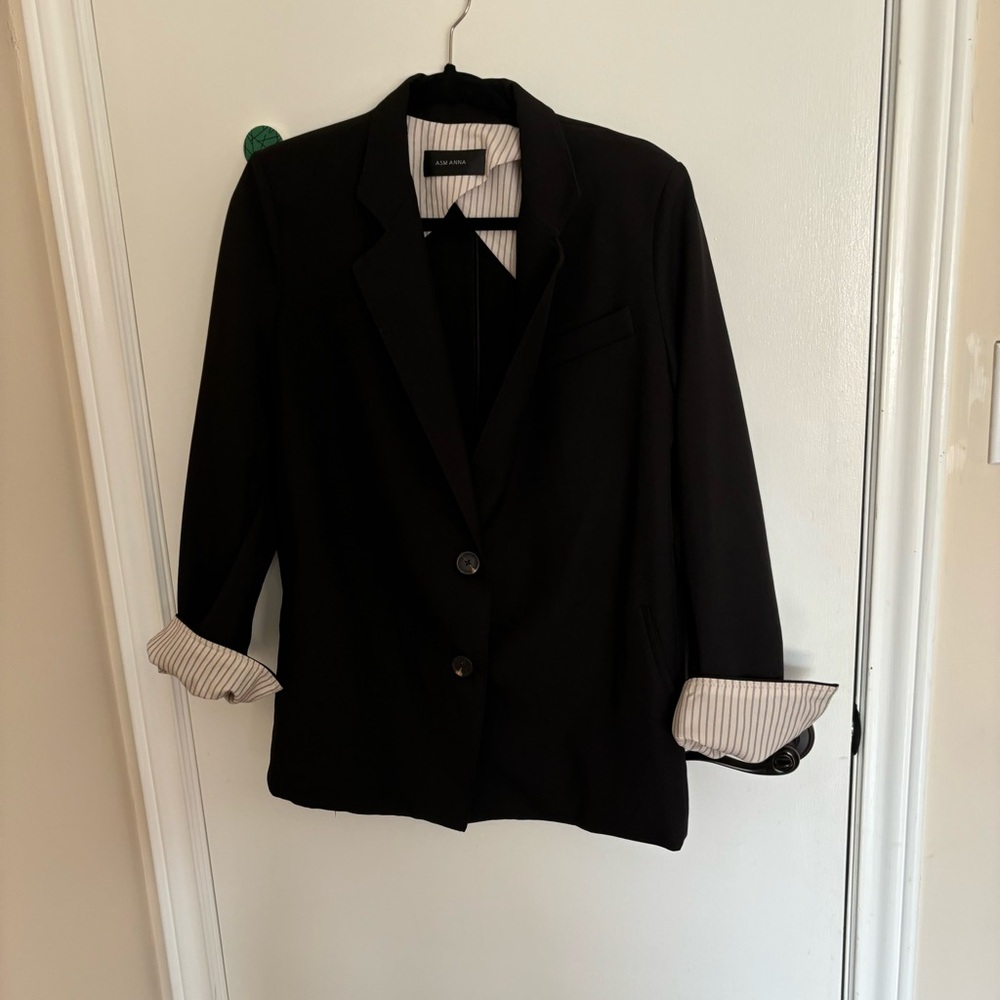 Black blazer